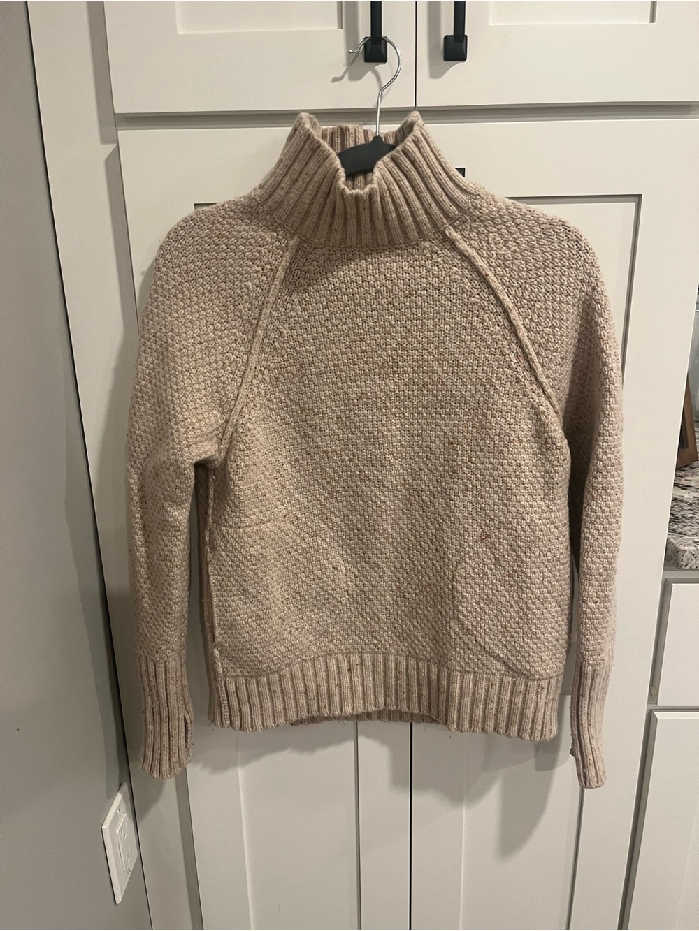 🍂🍁REI Cooperative Oatmeal Color Turtleneck Knit Sweater